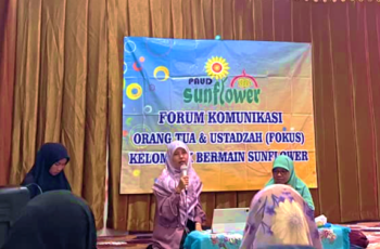 Mengenali Tahapan Perkembangan pada Balita yang memasuki Usia Pra Sekolah Forum Komunikasi Orang Tua dan Ustadzah (FOKUS) KB Sunflower